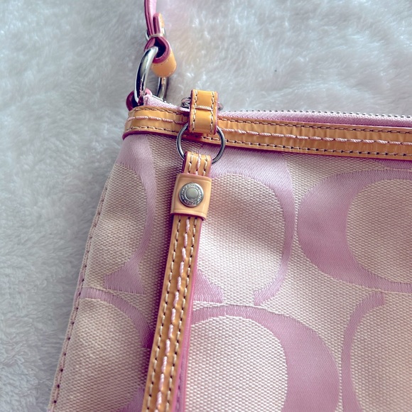 Coach F13674 signature monogram canvas shoulder crossbody bag, pink & tan 🩷🤎 - Picture 4 of 13